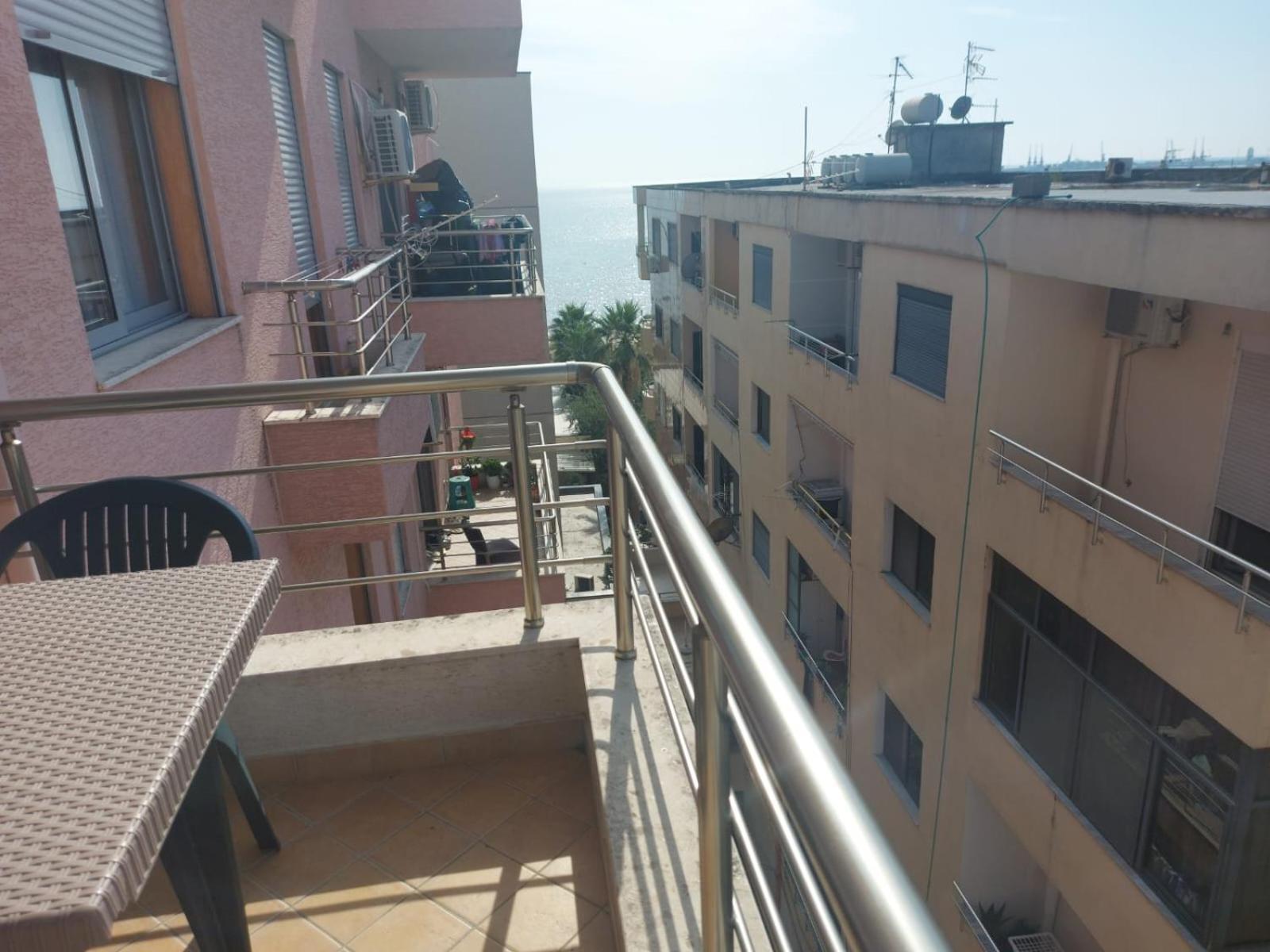 Bral Apartments 8 Two-Bedroom Beachfront Durrës Exterior foto